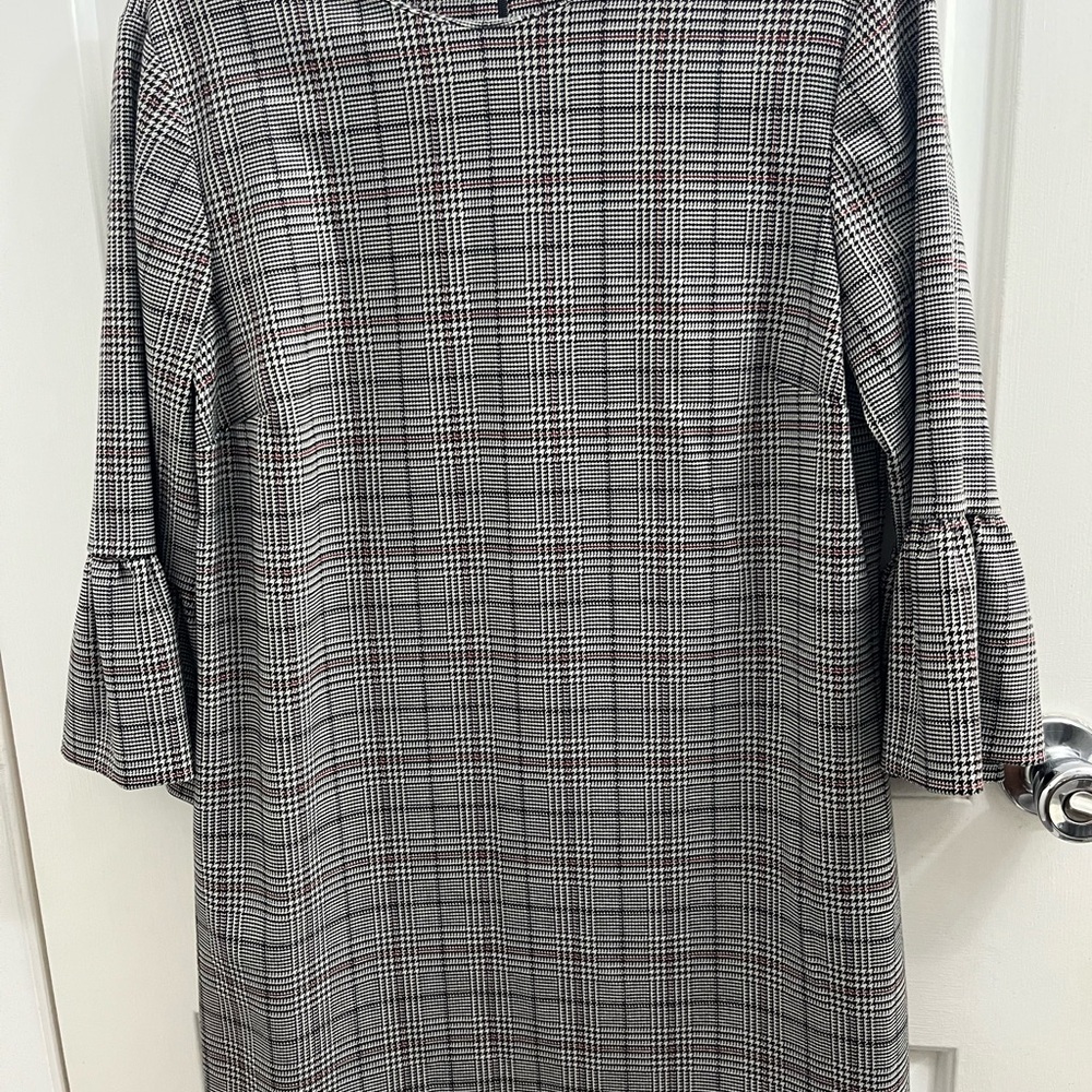 Zara Black and White Plaid Long Sleeve Dress